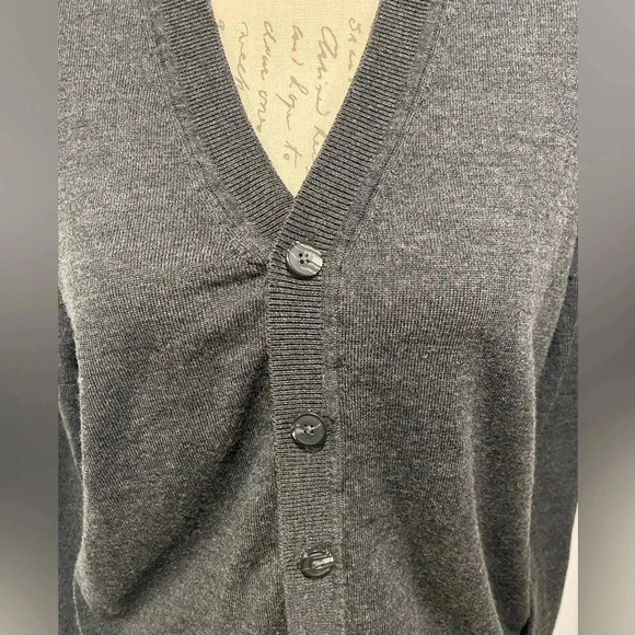 Jos. A. Bank Traveler 100% Merino Wool Cardigan Sweater. Gray. Size Large - Picture 2 of 5